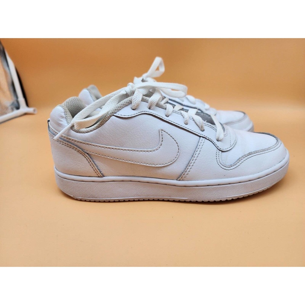 Nike White Athletic Shoes - Picture 2 of 10